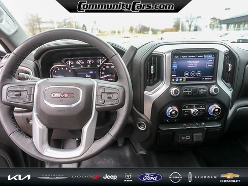 Used 2022 GMC Sierra 1500 Elevation image 13