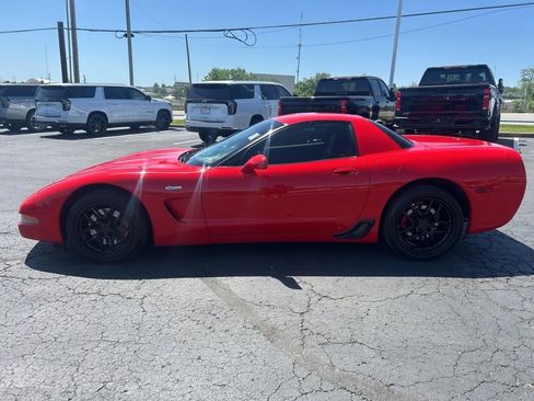 Used 2004 Chevrolet Corvette Z06 w/ Memory Package RWD image 12