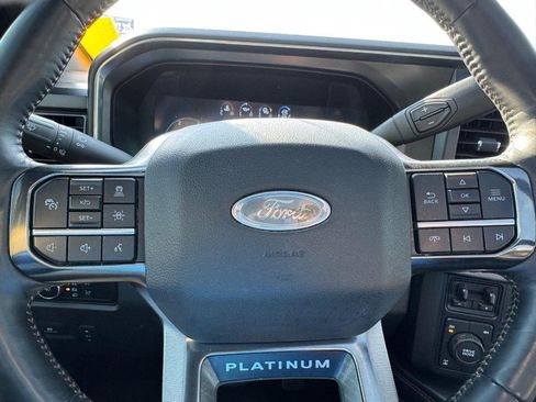 Used 2023 Ford F350 Platinum image 21