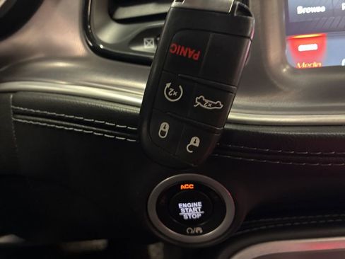 Used 2022 Dodge Challenger R/T Scat Pack RWD image 24