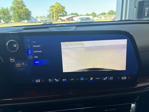 Used 2025 Chevrolet Traverse RS w/ LPO, Floor Liner Package image 31