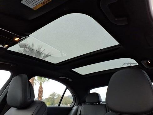 Used 2025 Mercedes-Benz C 300 4MATIC Sedan image 15