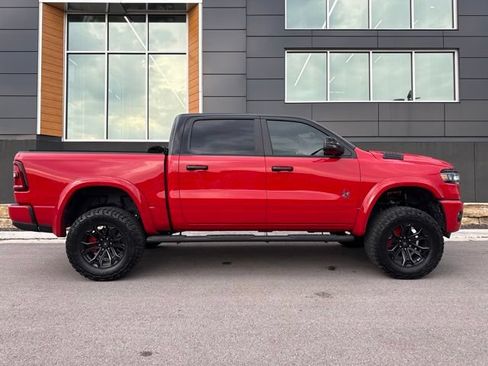 Used 2025 RAM 1500 Big Horn AWD/4WD image 2