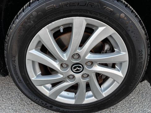 Used 2015 MAZDA MAZDA5 Sport image 29