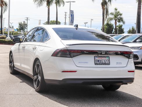 Used 2024 Honda Accord Sport image 13