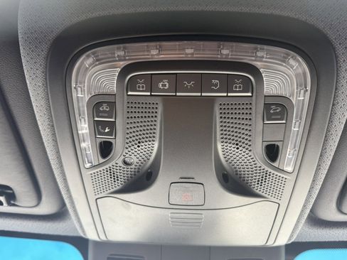 Used 2023 Mercedes-Benz Sprinter 2500 image 24