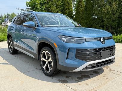 New 2026 Volkswagen Tiguan SE
