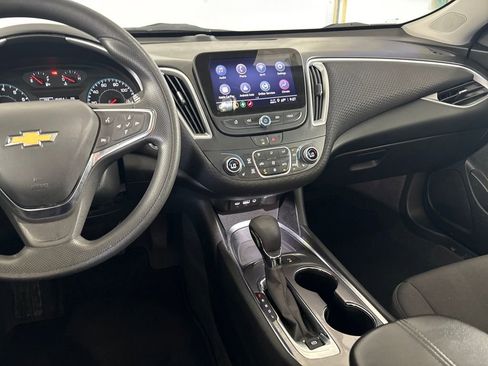 Used 2024 Chevrolet Malibu LT image 23