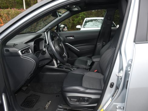 Certified 2024 Toyota Corolla Cross XSE image 8