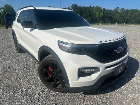 Used 2023 Ford Explorer ST w/ Equipment Group 401A AWD/4WD image 2
