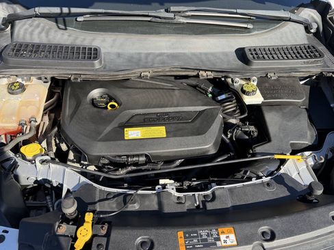 Used 2013 Ford Escape SE FWD image 21