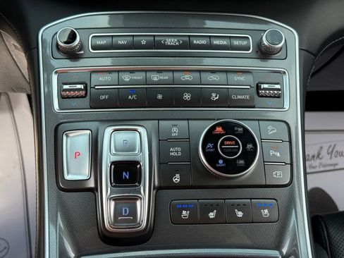Used 2021 Hyundai Santa Fe Calligraphy image 17