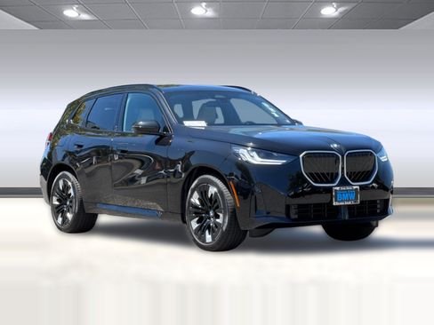 Used 2026 BMW X3 xDrive30i w/ Premium Package AWD/4WD image 7