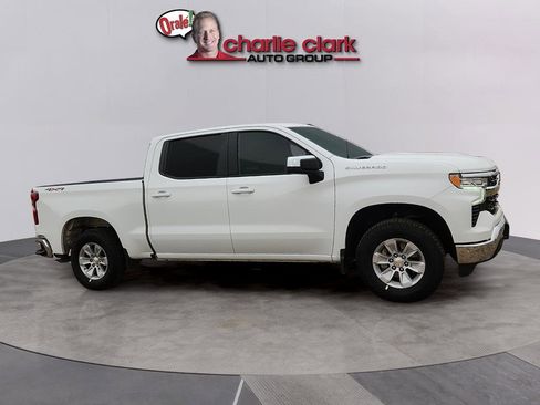 Used 2025 Chevrolet Silverado 1500 LT AWD/4WD image 6