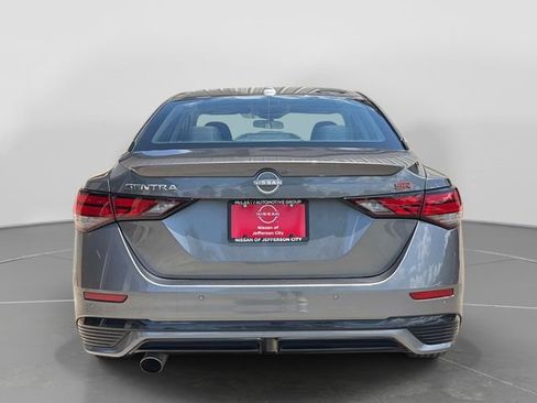 Used 2025 Nissan Sentra SR FWD image 5
