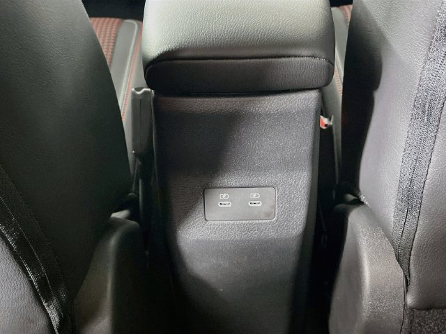 New 2027 Nissan Kicks SR w/ SR Premium Package FWD image 16
