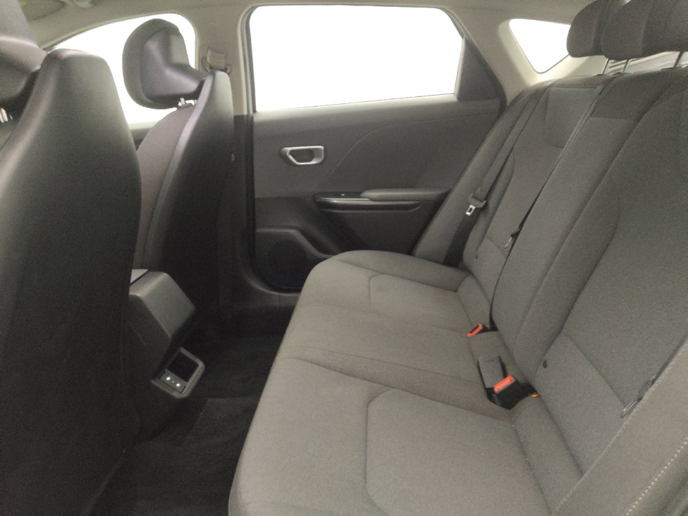 Used 2025 Kia K4 FWD image 18