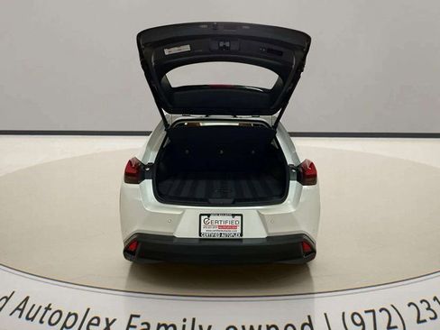 Used 2019 Lexus UX 250h w/ Premium Package image 94