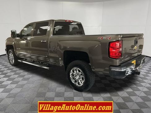 Used 2015 Chevrolet Silverado 2500 LTZ w/ Duramax Plus Package AWD/4WD image 2