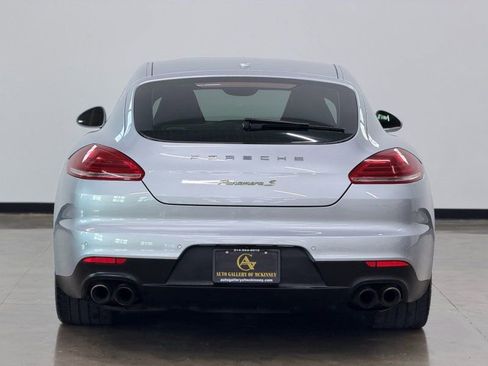 Used 2016 Porsche Panamera S image 6