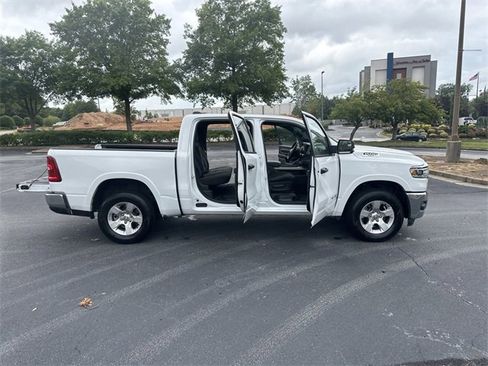 Used 2025 RAM 1500 Big Horn image 13