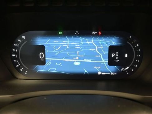 Used 2025 Volvo XC90 B6 Plus image 27