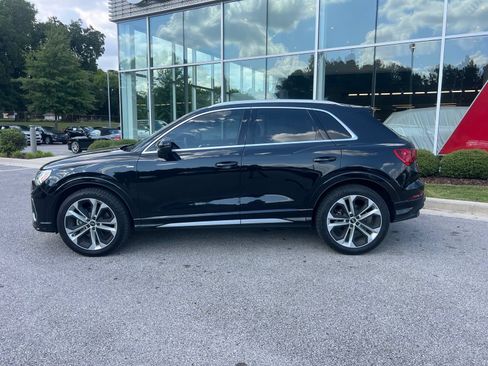 Used 2020 Audi Q3 2.0T Premium Plus w/ Premium Plus Package AWD/4WD image 3