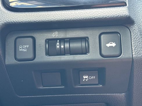Used 2018 Subaru WRX STI Limited w/ Popular Package #3 AWD/4WD image 17
