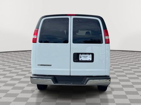Used 2019 Chevrolet Express 3500 LT w/ LT Preferred Equipment Group RWD image 5