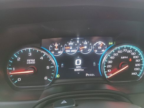 Used 2019 Chevrolet Suburban Premier image 19