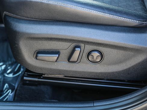 Used 2022 Kia Niro EX image 20