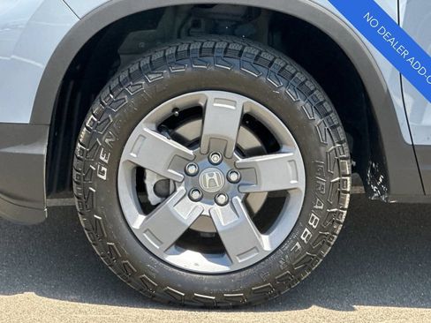 Certified 2025 Honda Ridgeline TrailSport image 32