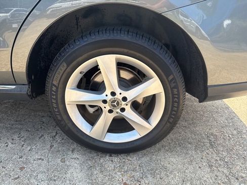 Used 2018 Mercedes-Benz GLE 350 GLE 350 w/ Premium 1 Package image 34