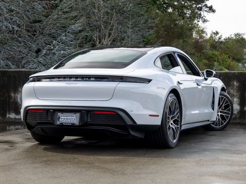 Certified 2023 Porsche Taycan image 11