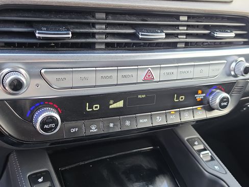 Certified 2021 Kia Telluride EX w/ EX Premium Package FWD image 26