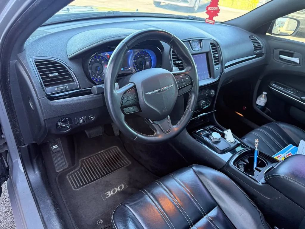 Used 2017 Chrysler 300 S AWD/4WD image 13