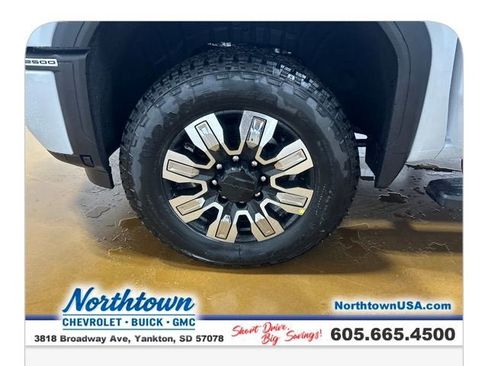 New 2026 GMC Sierra 2500 Denali w/ Denali Reserve Package image 27