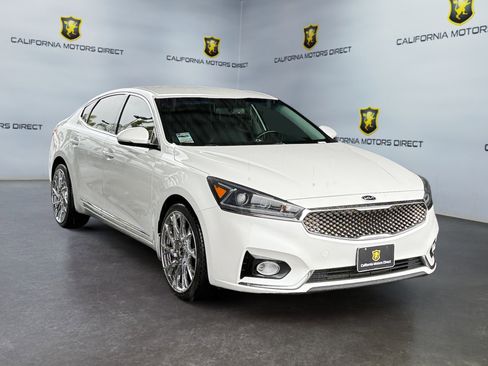 Used 2019 Kia Cadenza Premium image 5