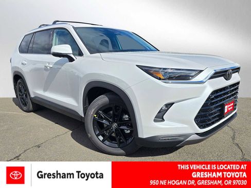New 2026 Toyota Grand Highlander Limited image 1