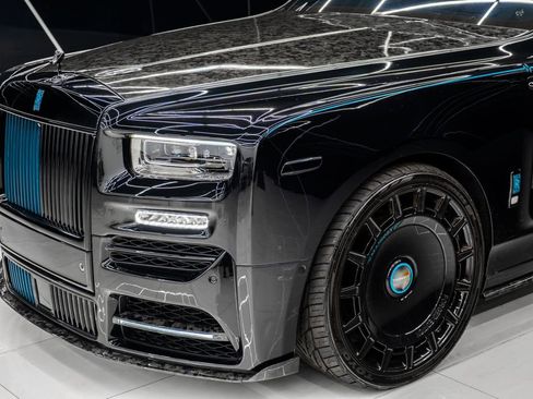 Used 2023 Rolls-Royce Phantom Sedan image 7