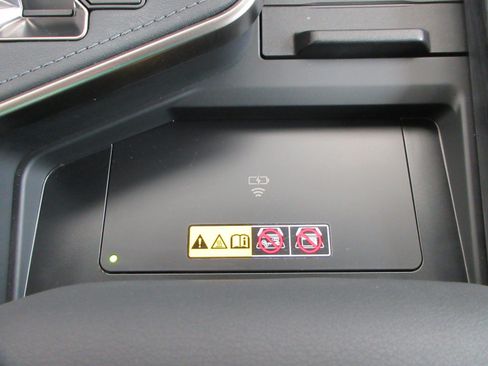 Used 2025 Lexus GX 550 w/ Cold Area Package AWD/4WD image 48