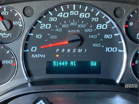 Used 2022 Chevrolet Express 2500 w/ Driver Convenience Package image 29