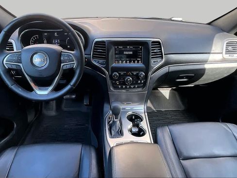 Used 2018 Jeep Grand Cherokee Limited w/ Trailer Tow Group IV AWD/4WD image 15