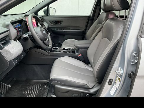 Used 2026 Subaru Outback Limited AWD/4WD image 2