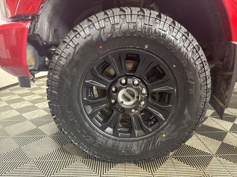 Certified 2020 Ford F250 Platinum w/ Tremor Off-Road Package image 10