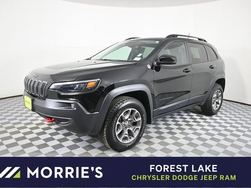 Used 2022 Jeep Cherokee Trailhawk image 1