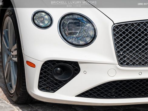 Used 2022 Bentley Continental GT image 52