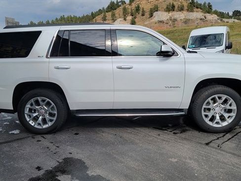 Used 2017 GMC Yukon SLT w/ Open Road Package image 4