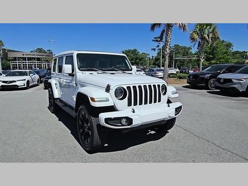 Used 2023 Jeep Wrangler Unlimited Sahara AWD/4WD image 29