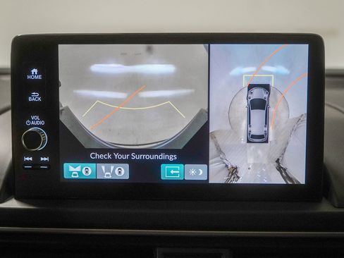 Used 2025 Honda Pilot Black Edition image 36